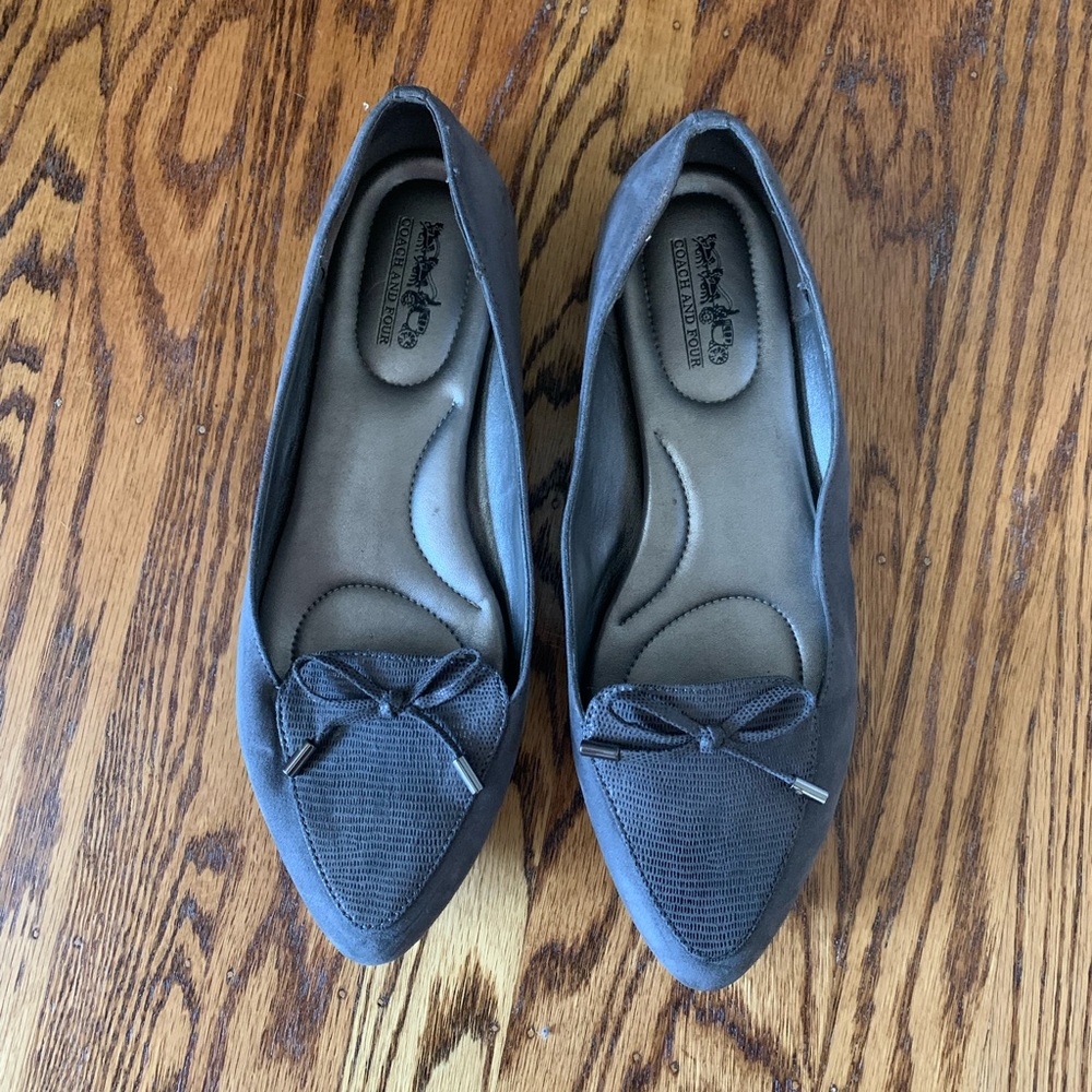 Coach flats
